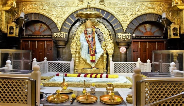 Pune to Shirdi Cab